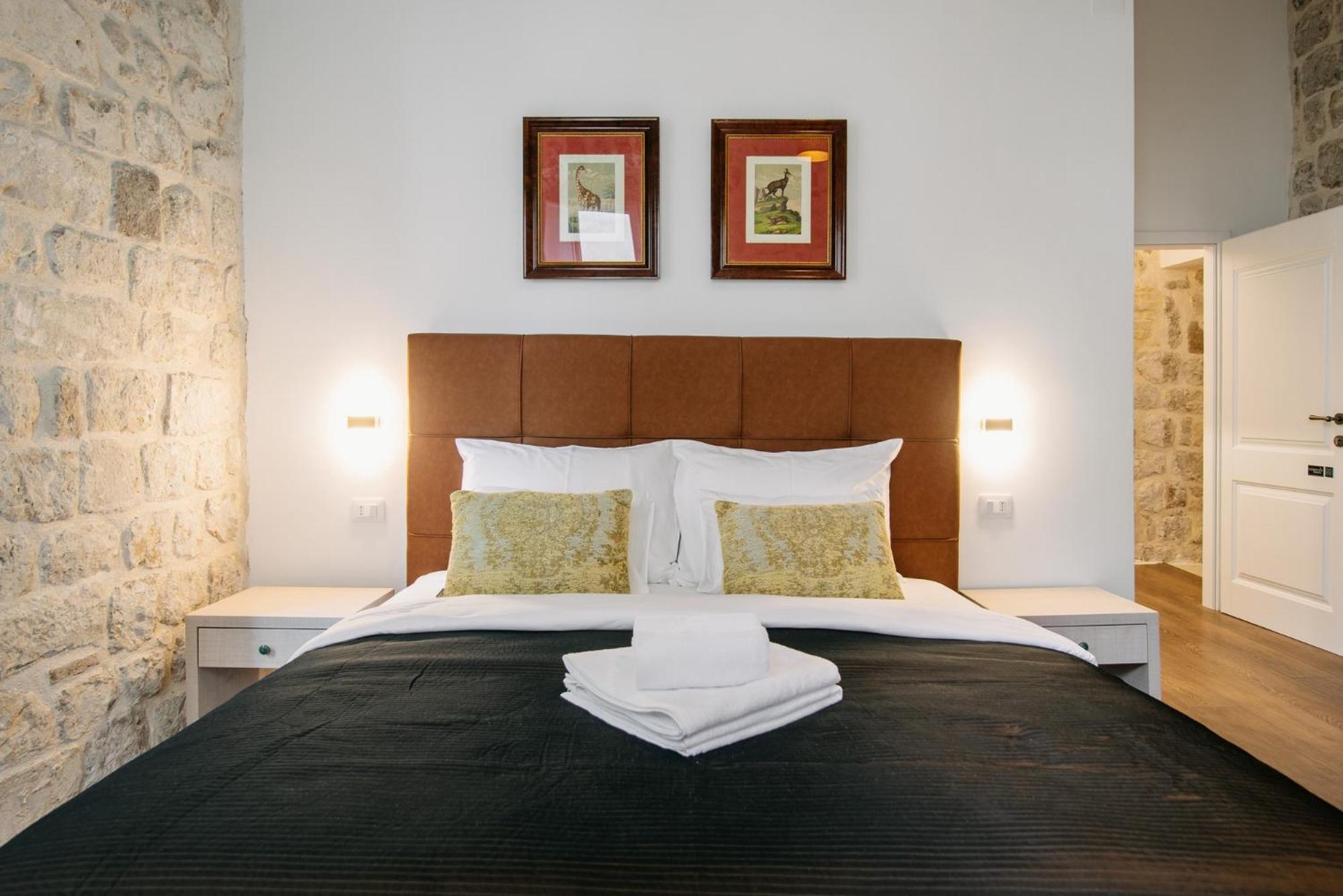 Central W Apartment & Rooms By Duhomes 두브로브니크 외부 사진